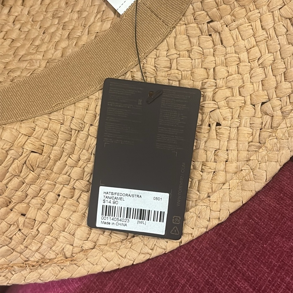 Forever 21 brand new straw hat - Picture 4 of 8